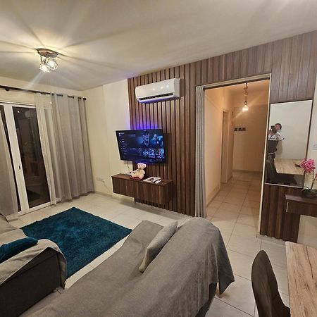 Stefaris "Koutsou Court 105" Apartment Larnaca Exterior photo