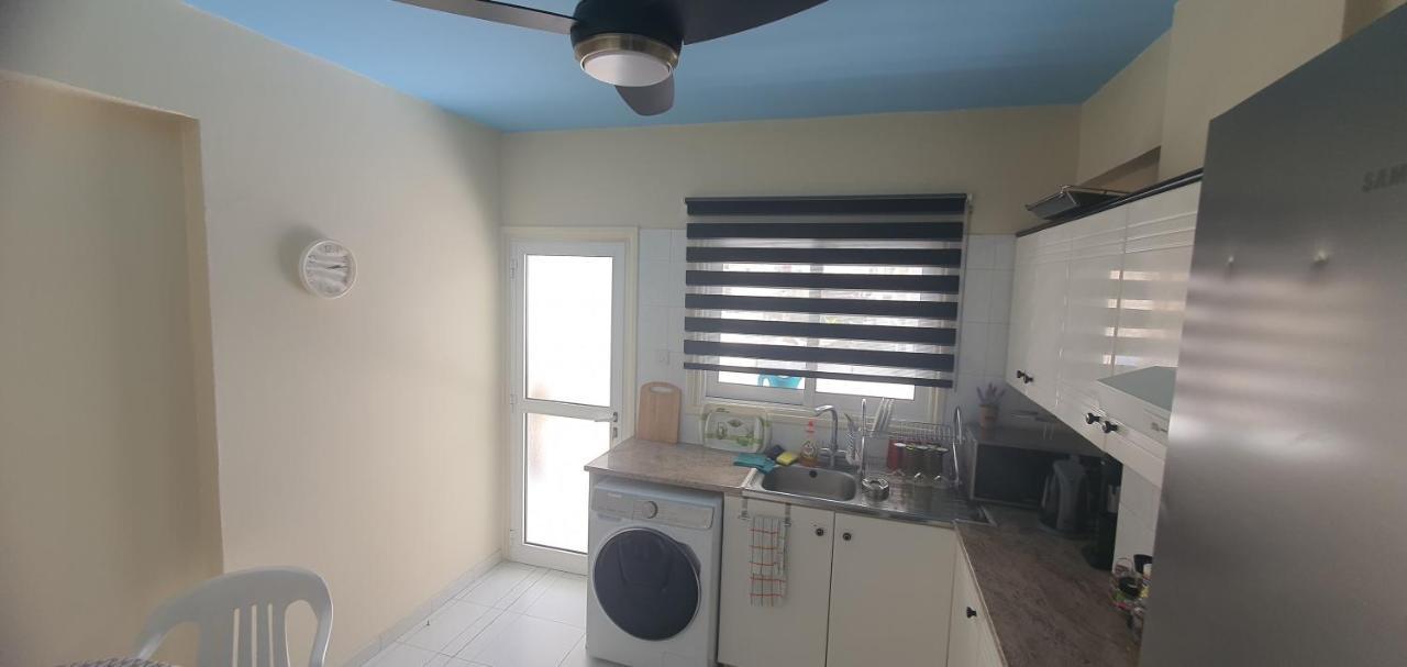 Stefaris "Koutsou Court 105" Apartment Larnaca Exterior photo