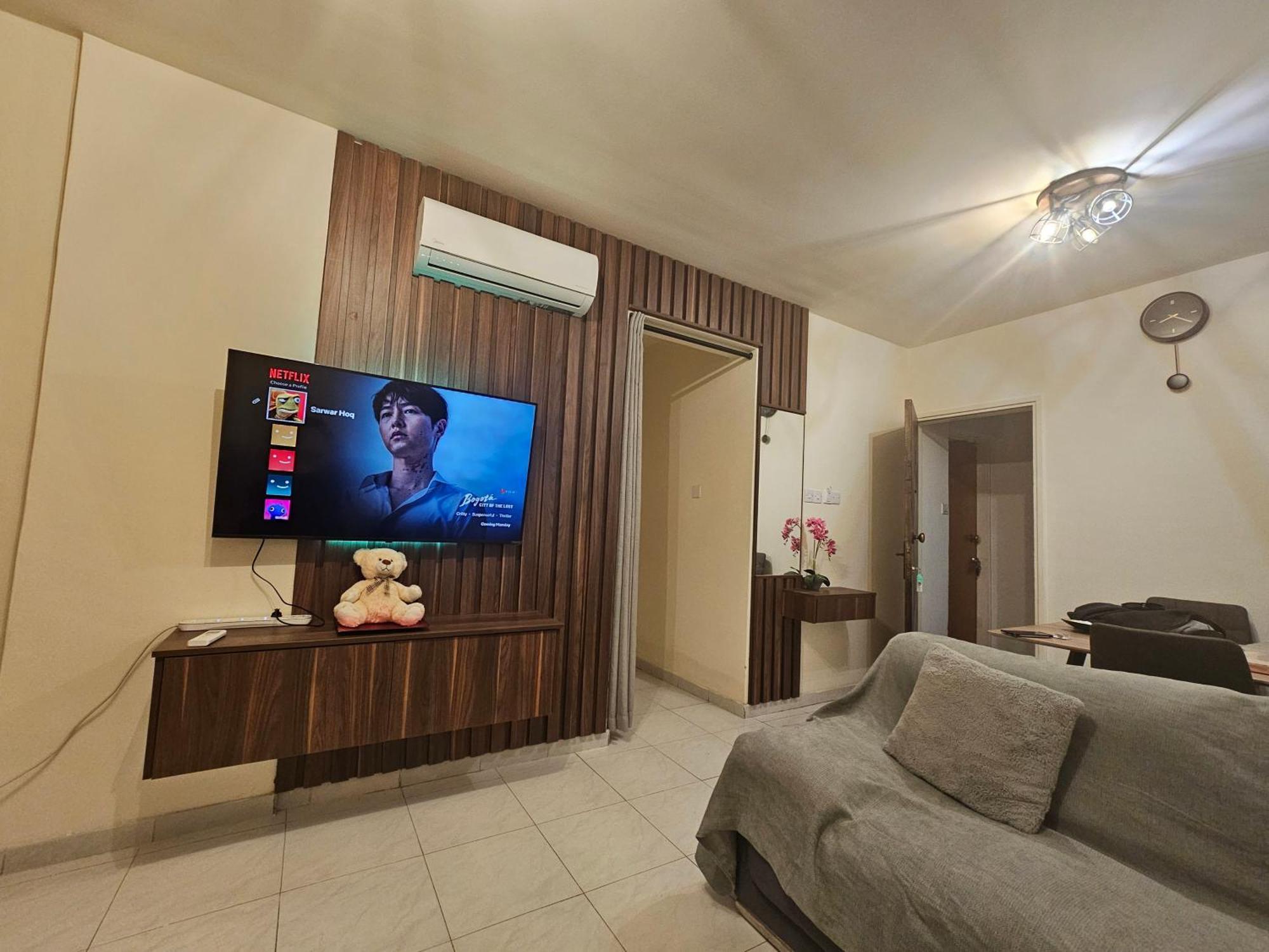 Stefaris "Koutsou Court 105" Apartment Larnaca Exterior photo